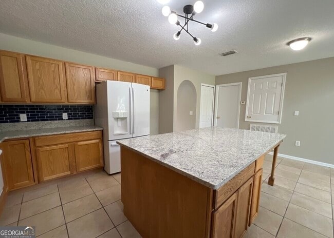 Building Photo - 405 Brooklet Cir