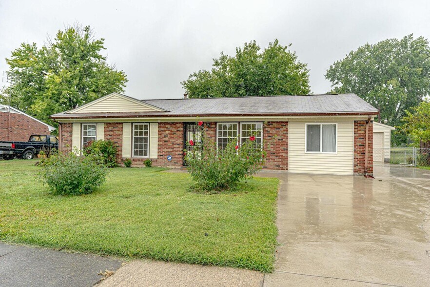 Building Photo - 9602 Shoshone way