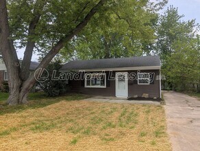 Building Photo - $795 Security Deposit Special!
