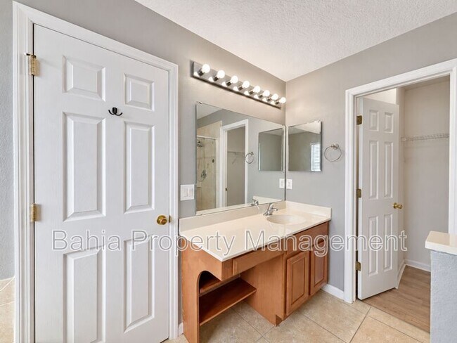 Building Photo - 11838 Deer Path Way