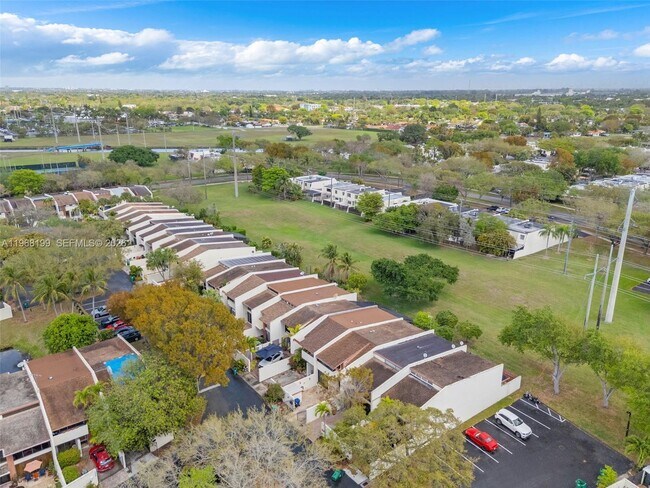 Building Photo - 7825 SW 103rd Pl