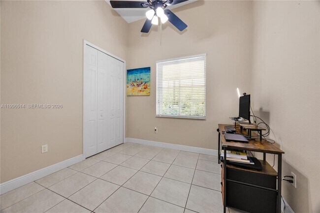 Building Photo - 16000 SW 91st Ct