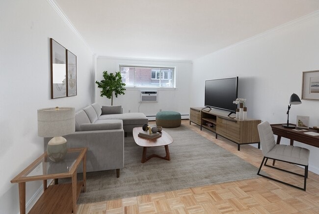 Building Photo - 329 Harvard St