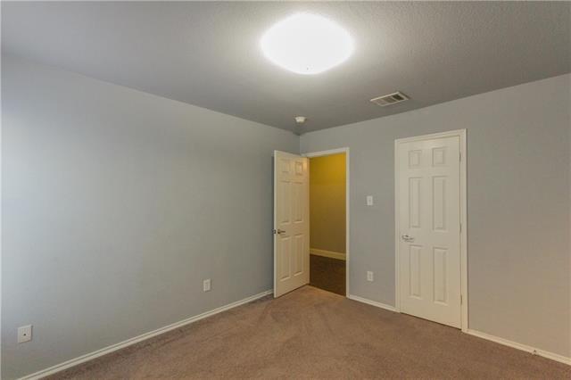 Building Photo - 9913 Summer Sweet Dr