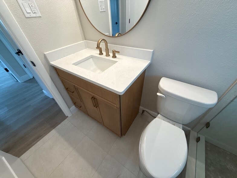 Building Photo - 5351 E Hopp Ln