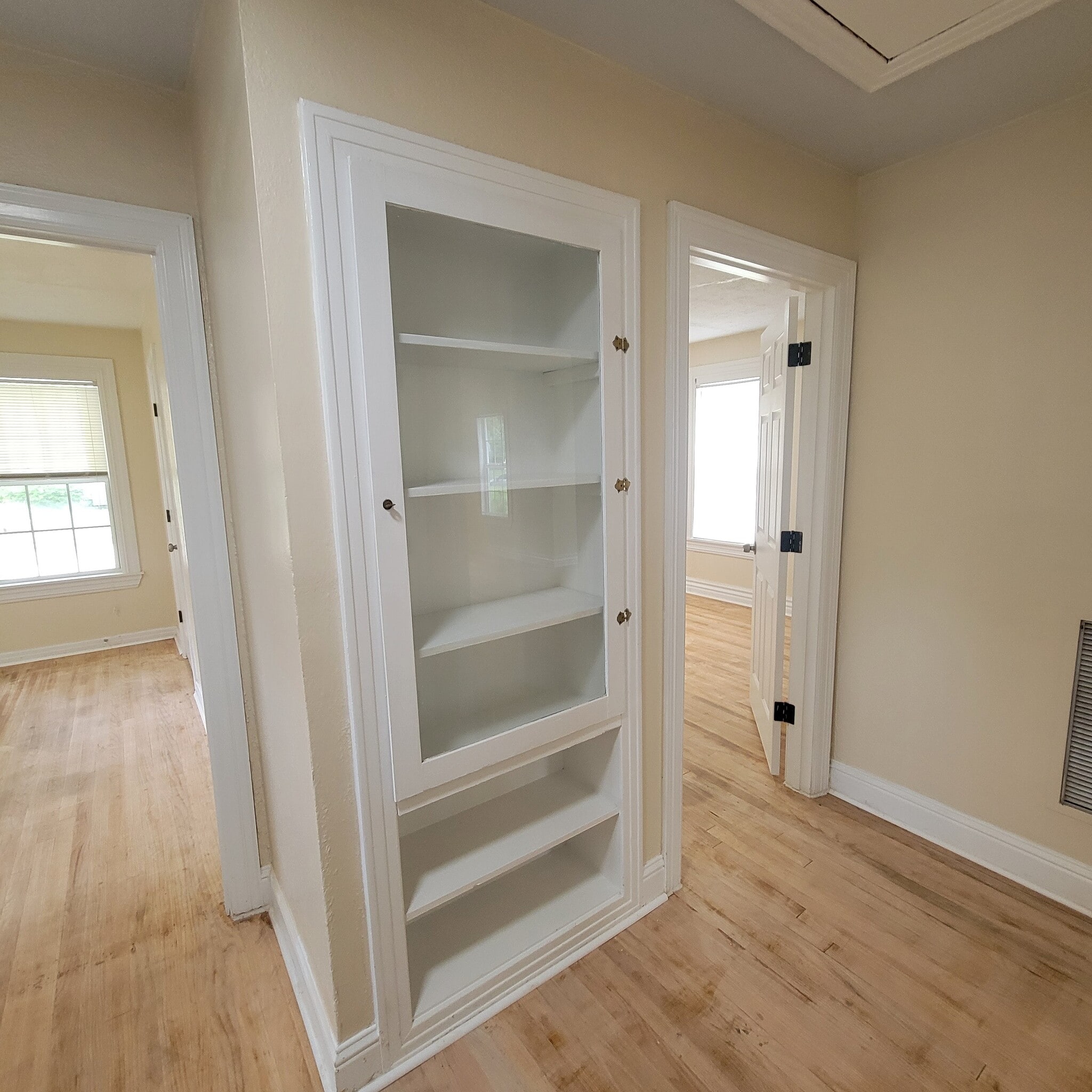 Building Photo - 4461 Clingman Dr