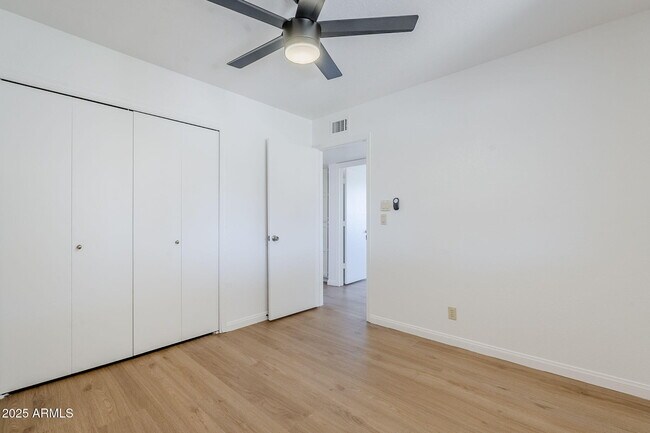 Building Photo - 834 N Constellation Way