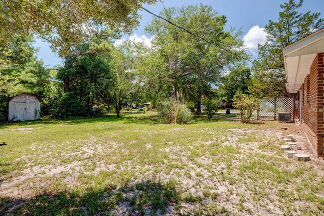 Building Photo - 213 El Ogden Dr