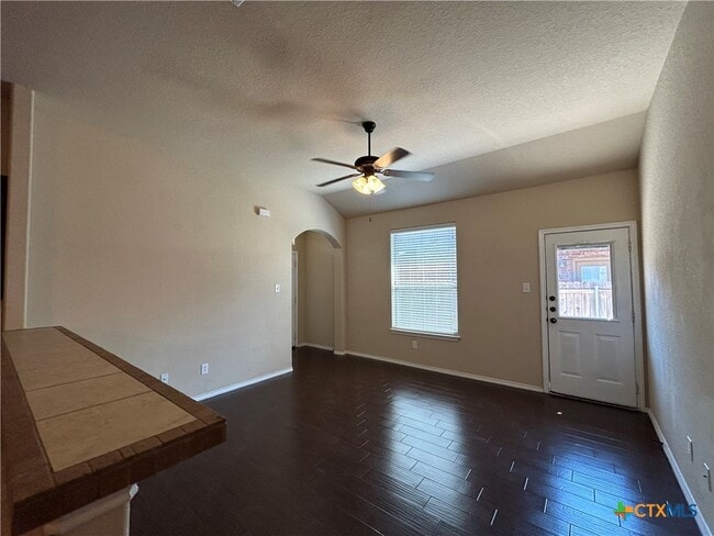 Building Photo - 295 Rosalie Dr