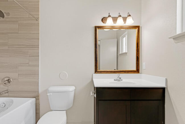 Building Photo - 11069 Gem Valley Rd