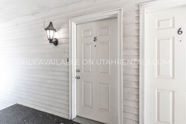 Building Photo - 2416 E 6895 S