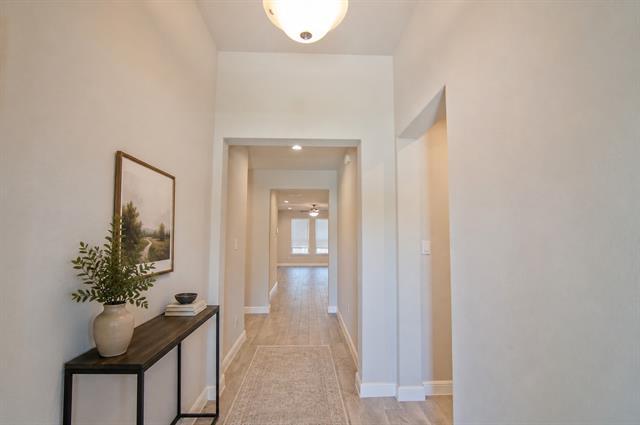Building Photo - 1804 Mensa Dr