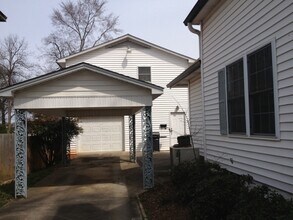 Building Photo - Great Studio Style Home!! Near Downtown!