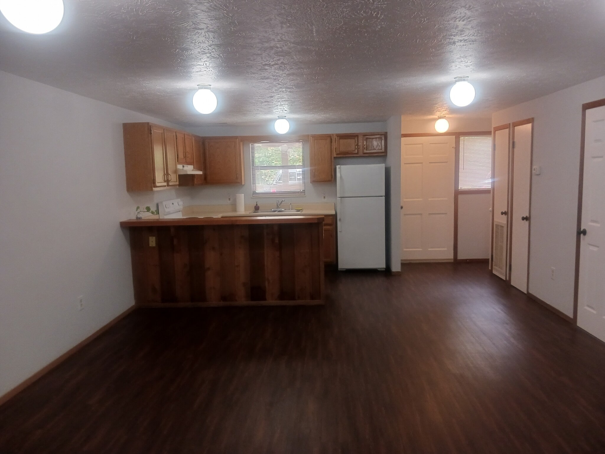 Building Photo - 4135 Dollys Dr