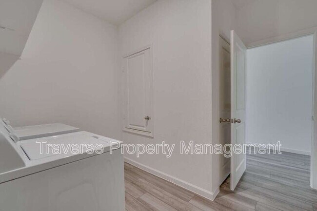 Building Photo - 10317 Burnfoot Ln