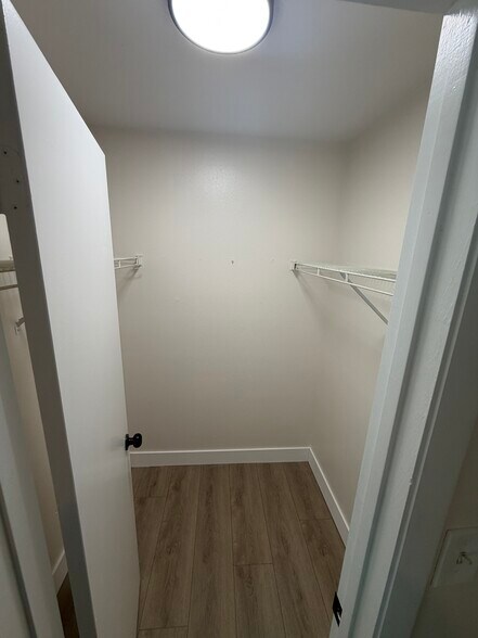Building Photo - 11114 Essex Ridge Ct