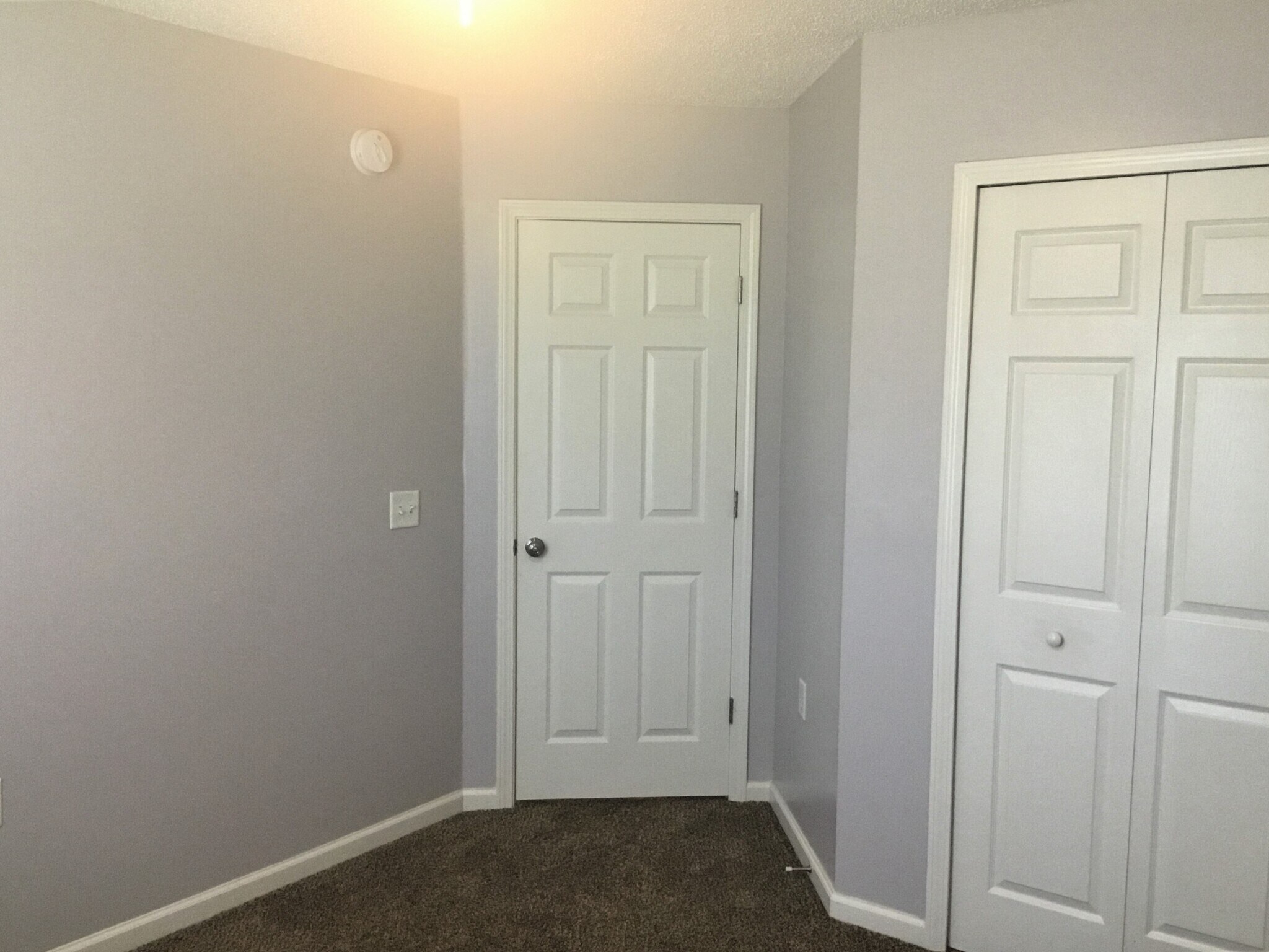 Building Photo - 805 Laurel Hill Cir