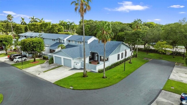 Building Photo - 10190 NW 52nd Terrace