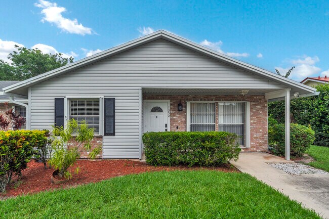 Building Photo - 1350 Riverside Cir