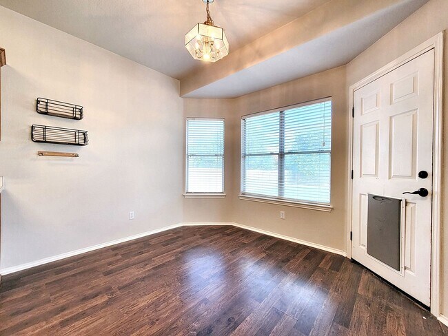 Building Photo - Charming 3BD/2BA Home with Spacious Backyard in Cedar Park
