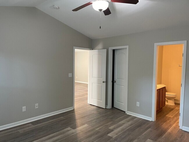 Building Photo - 3 bedroom, 2 bath home for rent in Brookstone in Sunset Harbor in Bolivia