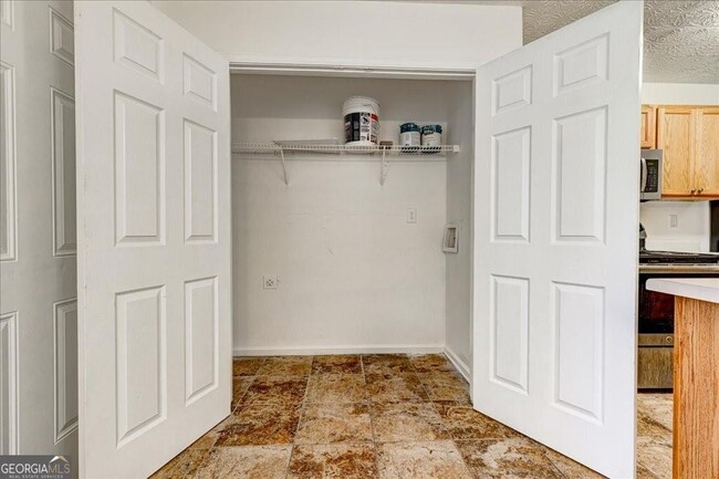 Building Photo - 3831 Waldrop Ln