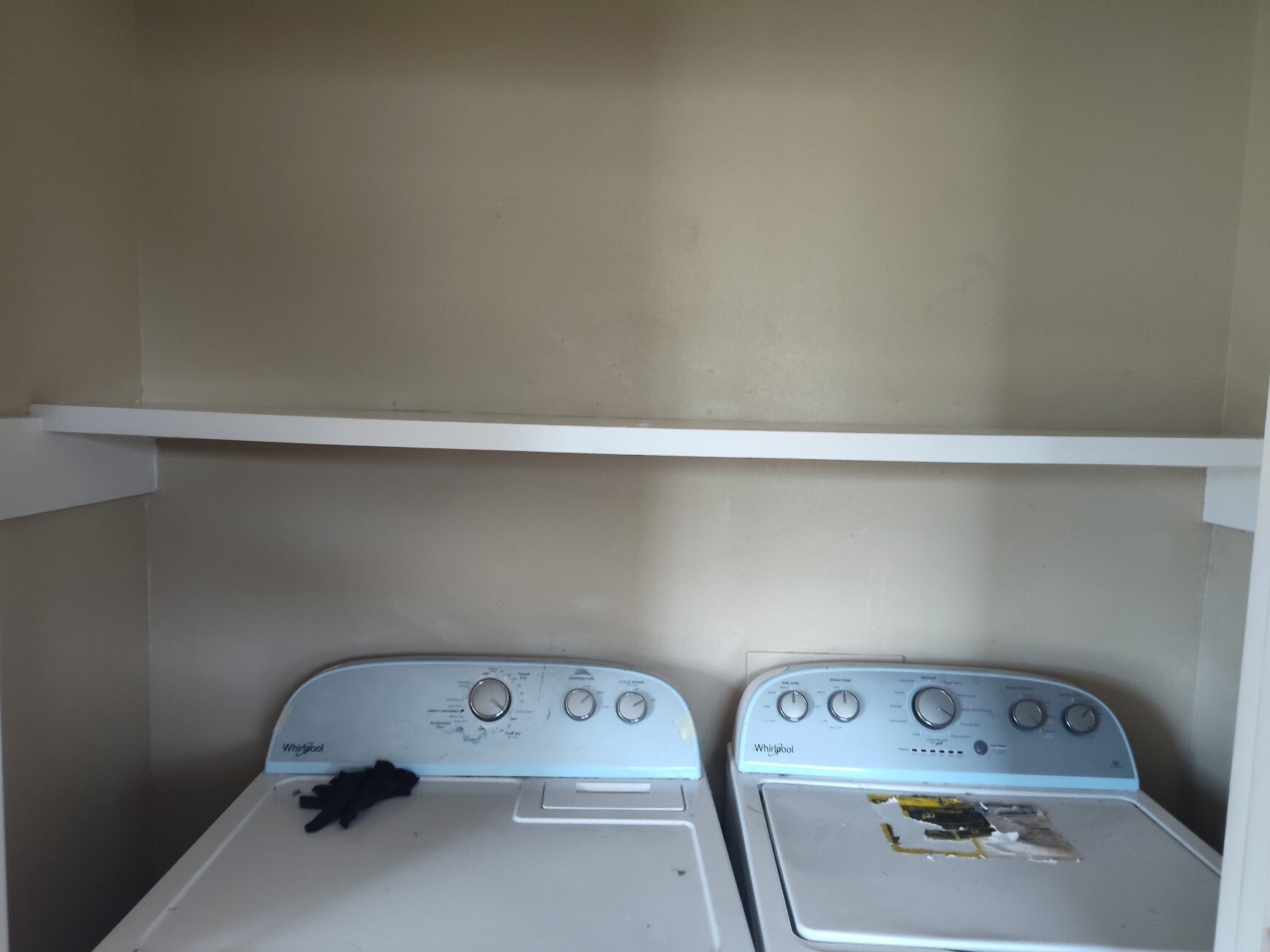 Building Photo - 2117 Aruba Dr