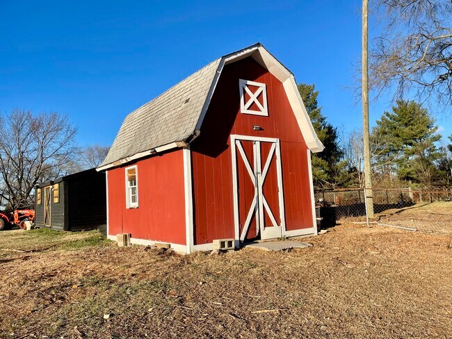 Building Photo - 3935 Elkton Trail