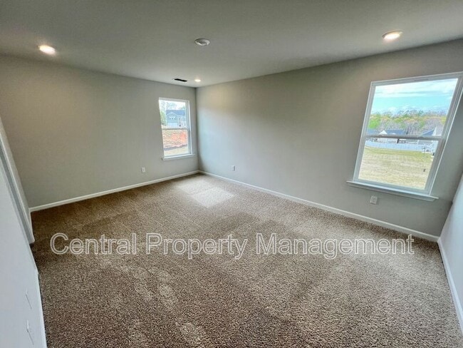 Building Photo - 458 Haddon Trl