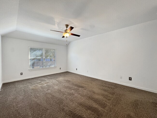 Building Photo - 13806 Quiet Fox Ln