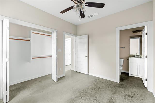 Building Photo - 2290 W Tarleton St