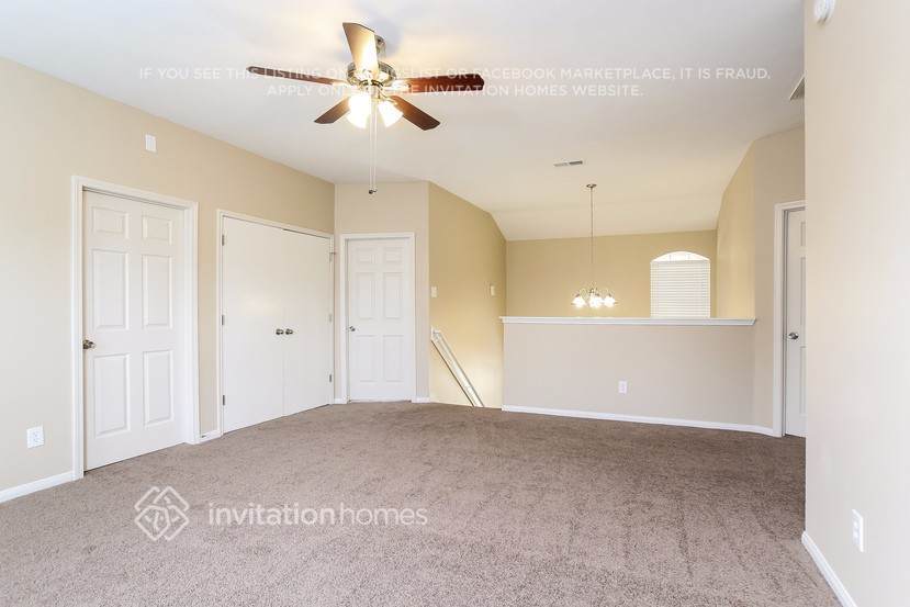 Building Photo - 21346 Hadrian Dr