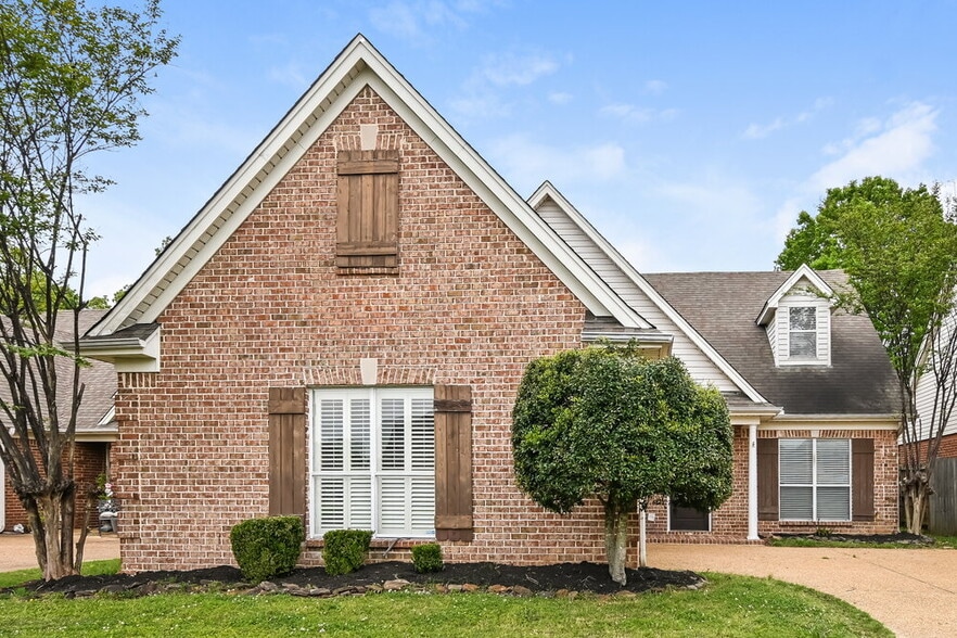 Primary Photo - 2644 Graystone Dr