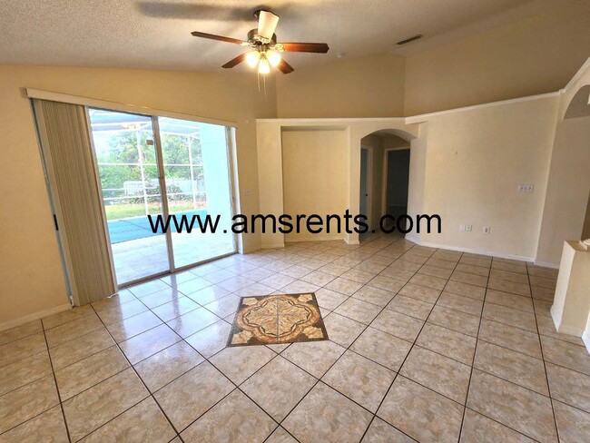 Building Photo - Pool House in Remington Pointe
