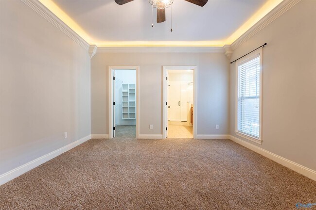 Building Photo - 525 W Mossyleaf Dr SW