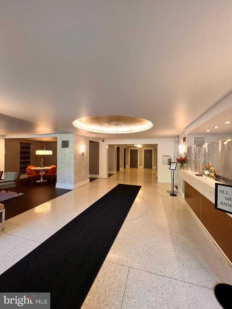 24/7 Front Desk - 4000 Tunlaw Rd NW