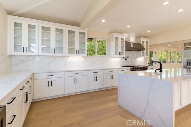 Building Photo - 2850 Zell Dr