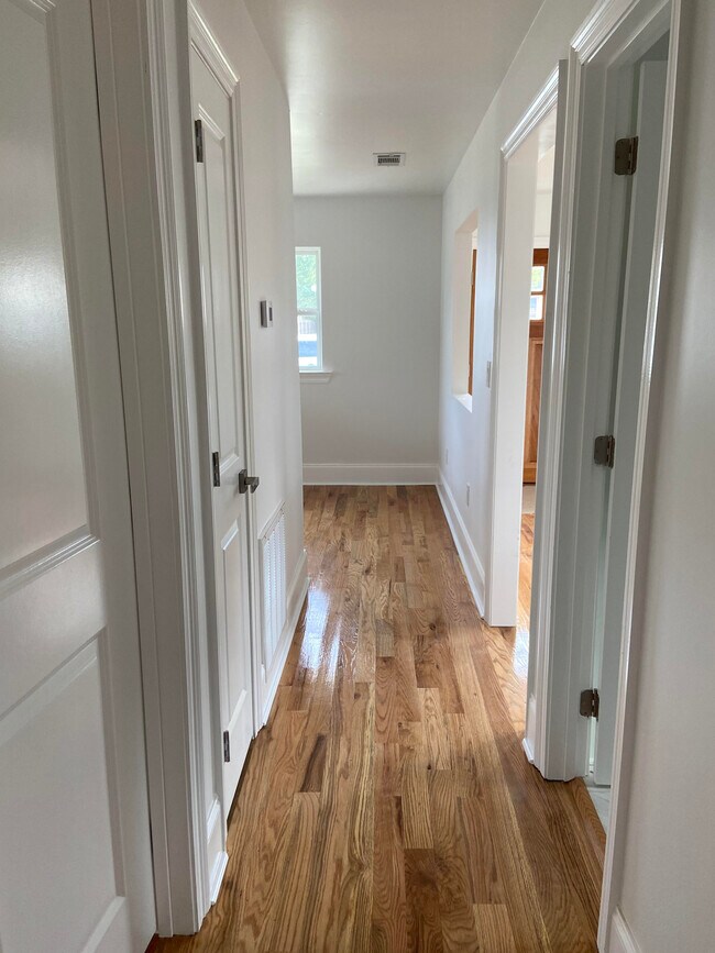 Hallway - 4918 Eastern St