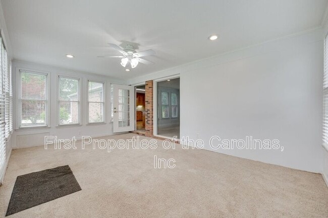 Building Photo - 1003 Chesterfield Ave