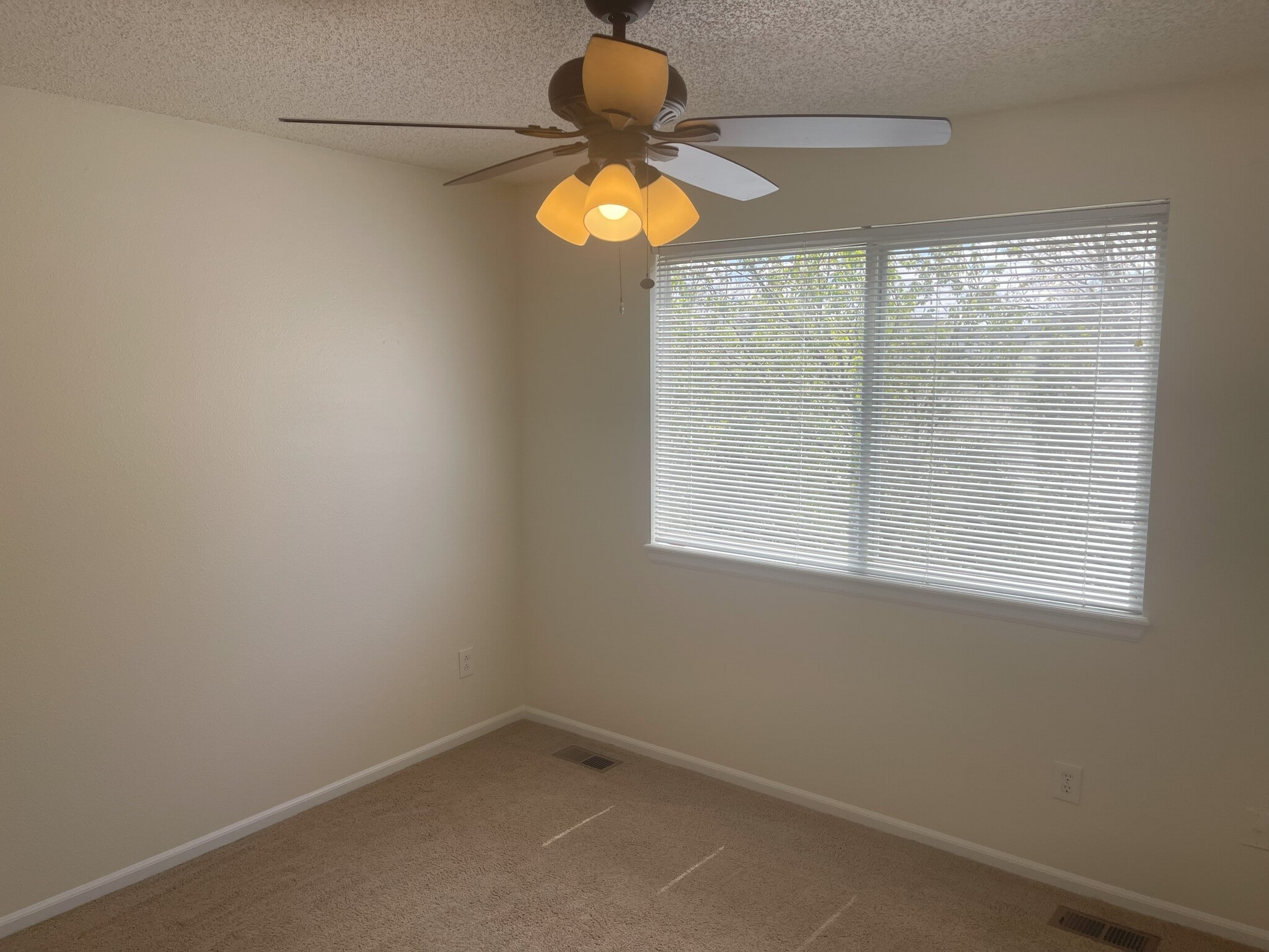 Building Photo - 9942 Sydney Ln