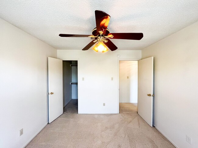Building Photo - Available NOW!!!! Gorgeous 2 story, 3 bedroom, 2.5 bath, 2 car garage home with garage door opene...