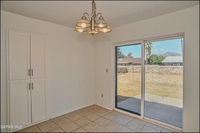 Building Photo - 10809 Jadestone St