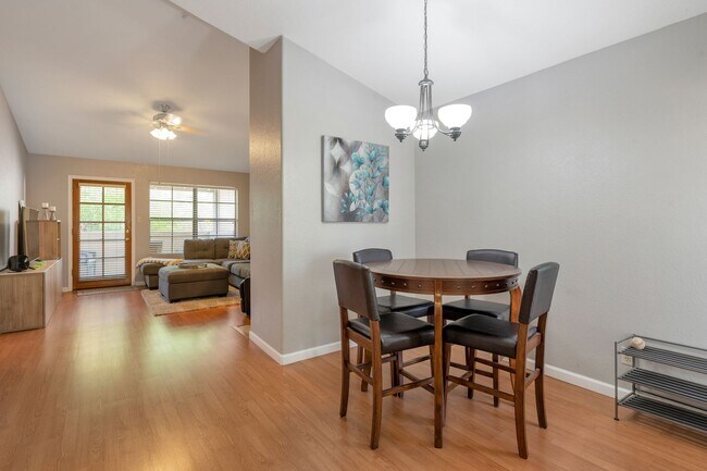 Building Photo - Fully Furnished Beautiful 2-bed, 2-bath PV Condo