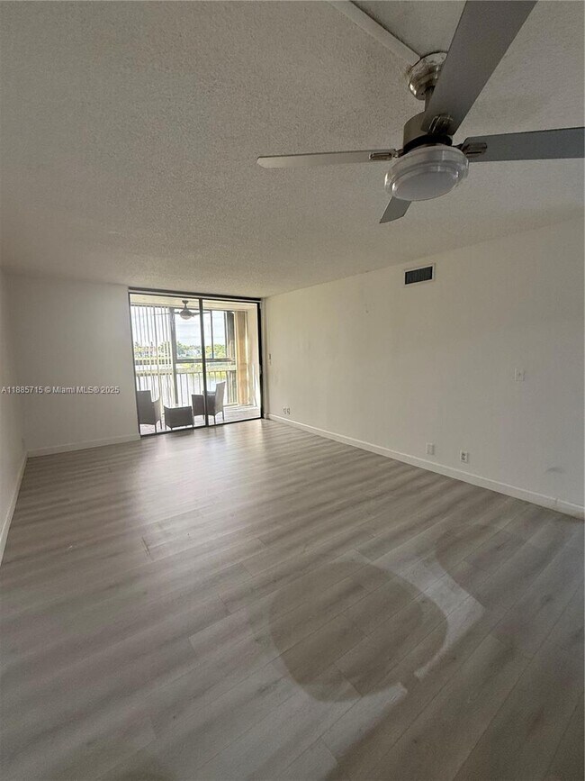 Building Photo - 12219 SW 14th Ln