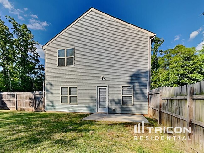 Building Photo - 1717 Marita Dr