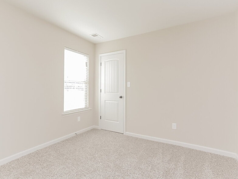 Building Photo - 8078 Baron Dr