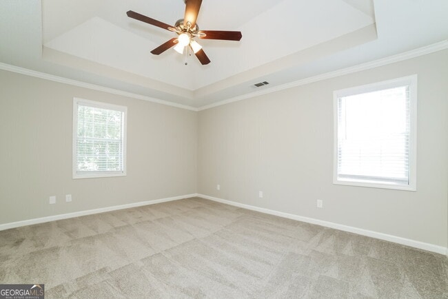 Building Photo - 6868 Robinwood Trail