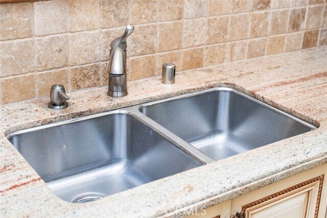 Building Photo - 29841 Weatherwood