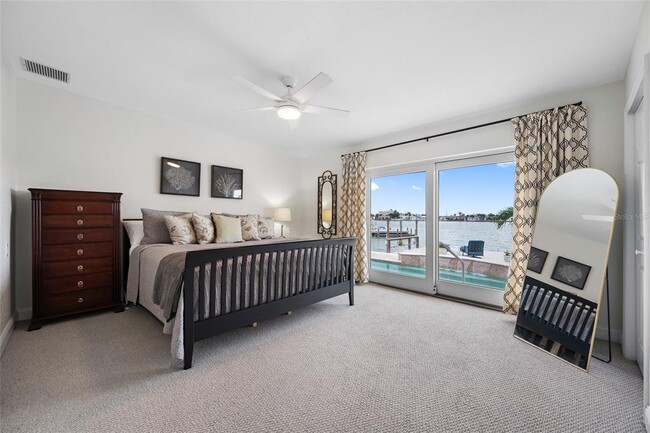 Building Photo - 540 59th Ave