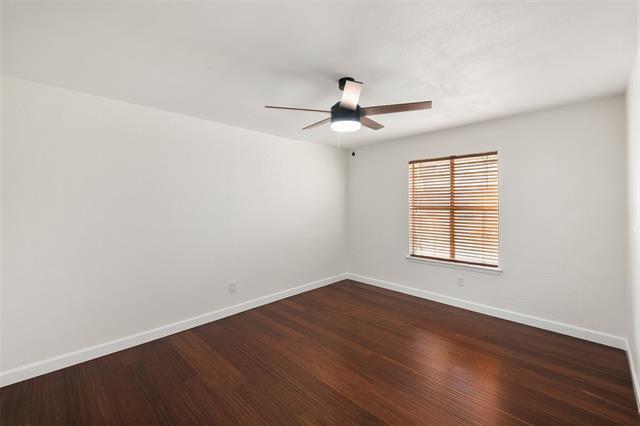 Building Photo - 701 Rocky Canyon Rd